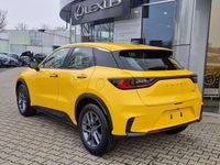 Neu Lexus LBX 136 PS (100 kW) 2026 Sonnengelb SUV