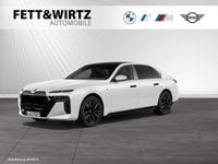 Gebraucht BMW 740 M Sport 299 PS (219 kW) 2023 Mineralweiss metallic Limousine