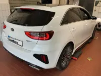 Gebraucht Kia Ceed GT GT 204 PS (150 kW) 2019 Weiß Limousine