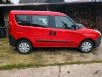 Gebraucht Opel Combo 90 PS (66 kW) 2017 Rot Van / Kleinbus