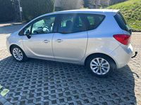 Gebraucht Opel Meriva 120 PS (88 kW) 2017 Weiß Van / Kleinbus