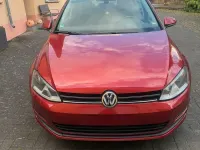 Gebraucht VW Golf VII 105 PS (77 kW) 2013 Rot Kleinwagen