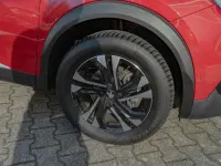Gebraucht Peugeot 2008 GT 131 PS (96 kW) 2023 Rot SUV