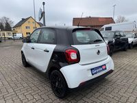 Używany Smart ForFour Basis 71 KM (52 kW) 2019 Czarny Hatchback