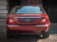 Gebraucht Jaguar XJ8 258 PS (189 kW) 2006 Rot Limousine
