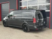 Gebraucht Mercedes V300 Avantgarde Edition 237 PS (174 kW) 2022 Grau Van / Kleinbus