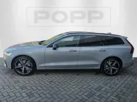 Używany Volvo V60 Plus 197 KM (144 kW) 2024 Srebrny Kombi
