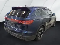 Gebraucht VW Touareg 231 PS (169 kW) 2025 Blau SUV