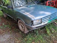 Usata Ford Granada 115 CV (84 kW) 1983 Blu Berlina