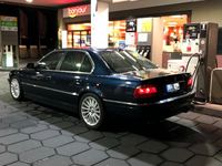 Gebraucht BMW 740 289 PS (212 kW) 2001 Blau Limousine