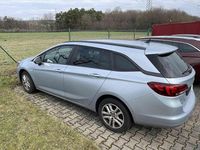 Gebraucht Opel Astra 125 PS (91 kW) 2018 Silber Kombi