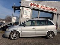 Gebraucht Opel Zafira Executive 147 PS (108 kW) 2004 Silber Van / Kleinbus