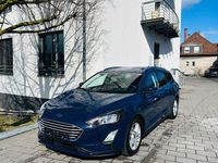 Gebraucht Ford Focus Cool & Connect 150 PS (110 kW) 2020 Blau Limousine