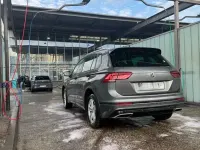Gebraucht VW Tiguan 239 PS (175 kW) 2020 Grau SUV