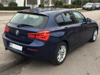 Gebraucht BMW 118 Sport Line 136 PS (100 kW) 2018 Blau Kleinwagen
