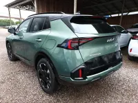 Neu Kia Sportage GT-Line 179 PS (131 kW) 2026 Experience green metallic kontra SUV