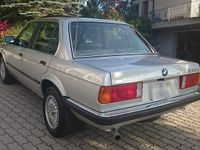 Gebraucht BMW 325 122 PS (89 kW) 1986 Beige Limousine