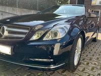 Gebraucht Mercedes E220 Avantgarde 170 PS (125 kW) 2012 Schwarz Cabrio