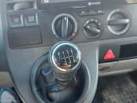 Gebraucht VW T5 130 PS (95 kW) 2008 Silber Van