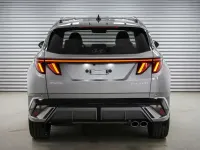 Neu Hyundai Tucson N Line 150 PS (110 kW) 2026 Shimmering silver metallic () SUV