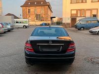 Gebraucht Mercedes C200 184 PS (135 kW) 2011 Schwarz Limousine