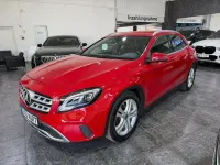 Gebraucht Mercedes GLA220 Urban 184 PS (135 kW) 2018 Rot SUV
