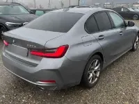 Gebraucht BMW 330e Sport Line 184 PS (135 kW) 2023 Grau Limousine