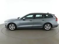 Gebraucht Volvo V60 Momentum 150 PS (110 kW) 2019 Grau Kombi