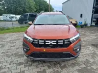 Neu Dacia Jogger Extreme 91 PS (66 kW) 2026 Terracottabraun metallic Van / Kleinbus