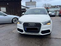 Gebraucht Audi A1 86 PS (63 kW) 2011 Weiß Kleinwagen