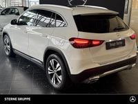 Gebraucht Mercedes GLA180 Progressive 116 PS (85 kW) 2024 Unilack polarweiß SUV