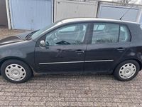 Gebraucht VW Golf V 101 PS (74 kW) 2004 Schwarz Kleinwagen