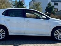 Gebraucht VW Polo Comfortline 60 PS (44 kW) 2017 Weiß Kleinwagen