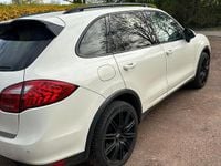 Second-hand Porsche Cayenne 245 CP (180 kW) 2011 Alb SUV