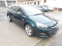 Gebraucht Opel Astra Energy 120 PS (88 kW) 2014 Grün Limousine