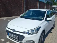 Gebraucht Hyundai i20 Active 75 PS (55 kW) 2016 Weiß Limousine