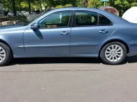 Gebraucht Mercedes E200 Elegance 184 PS (135 kW) 2007 Blau Limousine