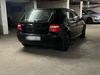 Gebraucht VW Golf IV 75 PS (55 kW) 2003 Schwarz Kleinwagen