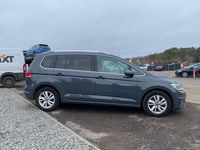 Gebraucht VW Touran Highline 150 PS (110 kW) 2020 Grau Van / Kleinbus