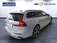 Neu Volvo V60 Plus 350 PS (257 kW) 2025 Vapour grey / metallic Kombi