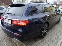 Gebraucht Mercedes E300 AMG 306 PS (225 kW) 2022 Blau Limousine