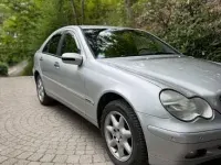 Gebraucht Mercedes C240 Elegance 170 PS (125 kW) 2003 Silber Limousine