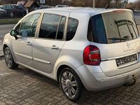 Gebraucht Renault Grand Modus Night&Day 103 PS (75 kW) 2012 Silber Van / Kleinbus