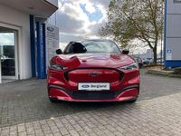 Gebraucht Ford Mustang Mach-E 197 kW (269 PS) 2022 Lucidrot metallic rot SUV
