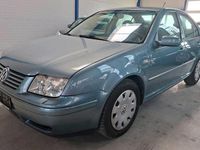 Gebraucht VW Bora 102 PS (75 kW) 2002 Blau Limousine