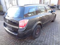Gebraucht Opel Astra 90 PS (66 kW) 2005 Schwarz Kombi