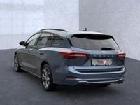 Gebraucht Ford Focus ST-Line 155 PS (114 kW) 2023 Chromablau (blau) Kombi