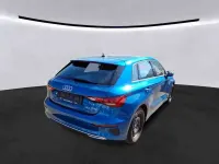 Gebraucht Audi A3 Ambiente 110 PS (80 kW) 2023 Blau Limousine