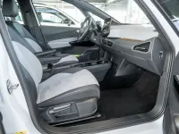 Gebraucht VW ID.3 Pro 150 kW (204 PS) 2023 Weiss / gletscherweiss Kleinwagen