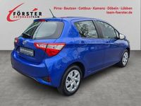 Gebraucht Toyota Yaris Comfort 69 PS (50 kW) 2017 Blau Limousine